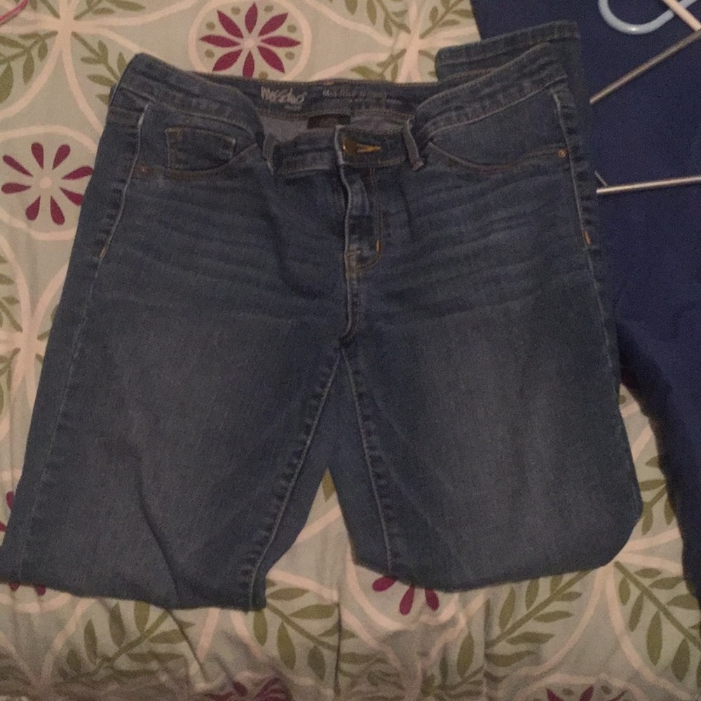 Medium Wash Skinny Jean